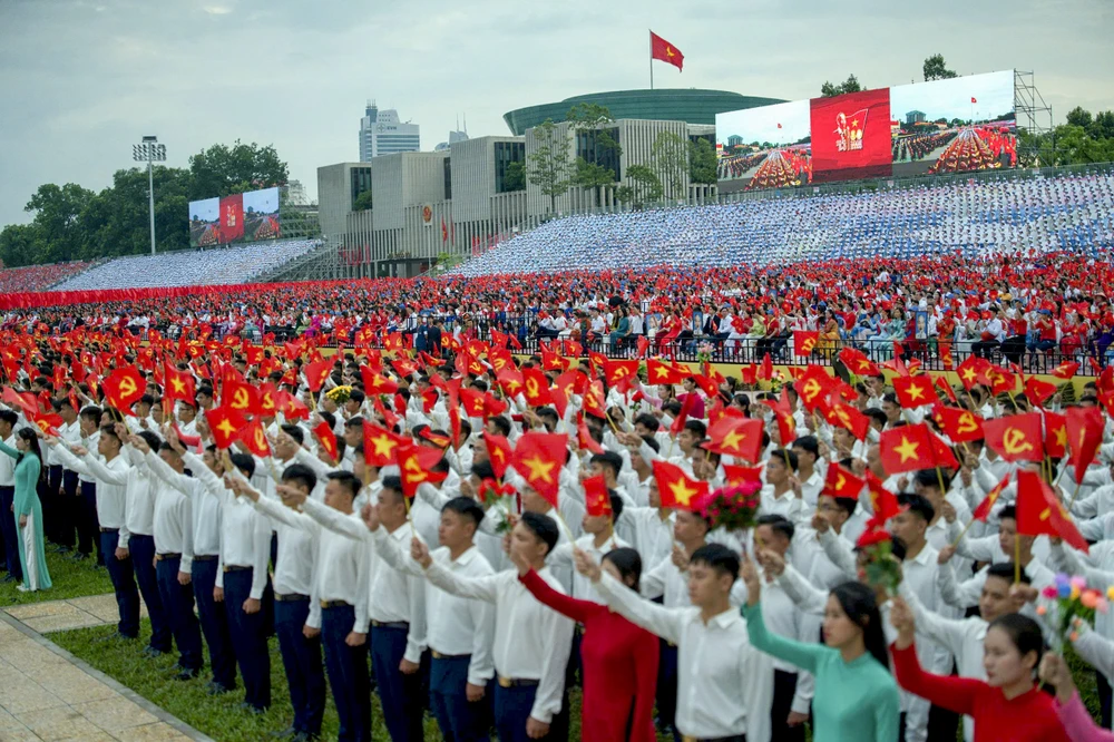 Dieu binh A80 - Dang Trung (2).jpg