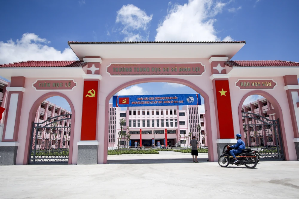 Ngoi truong moi (19).jpg