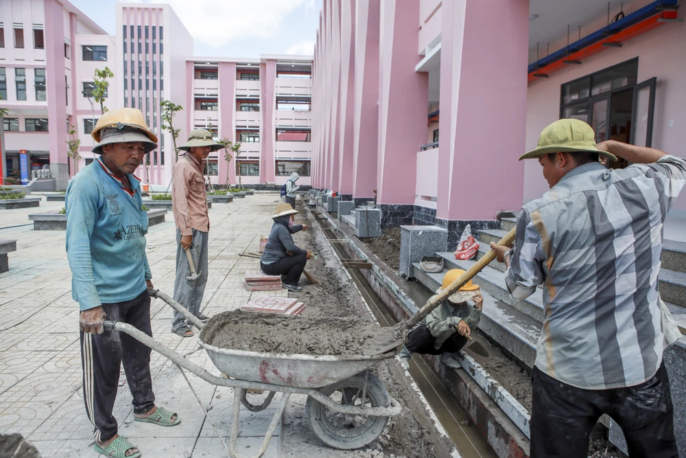 Ngoi truong moi (21).jpg