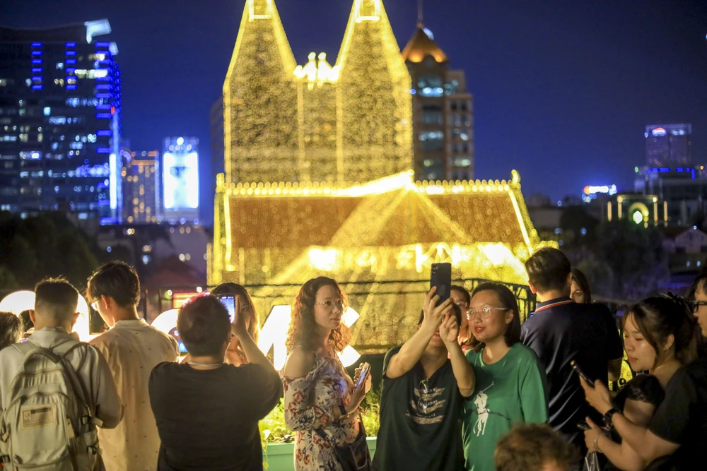 Nha tho Duc Ba Sai Gon (17).jpg