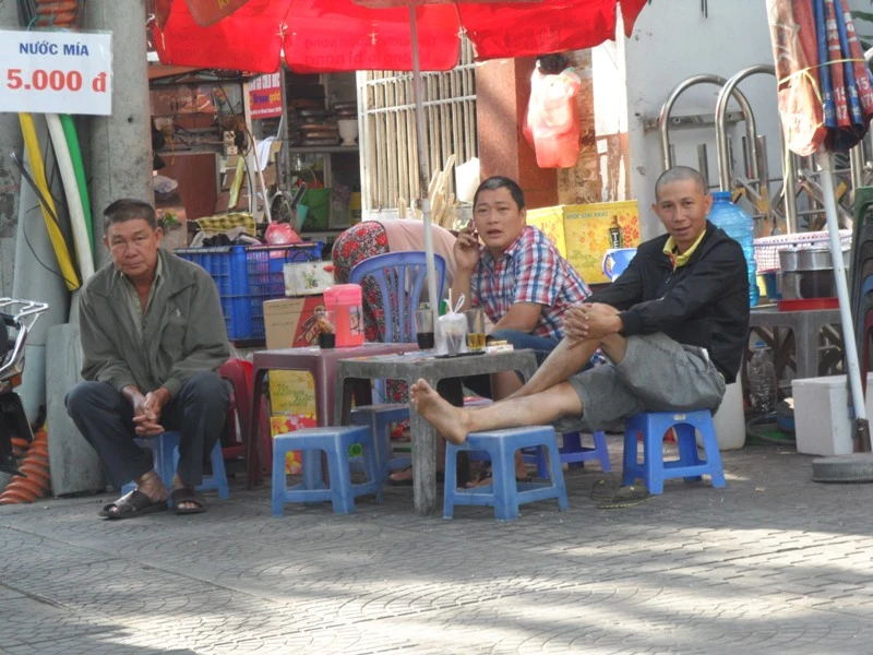 Phố Sài Gòn lãng mạn ngày đầu năm ảnh 3