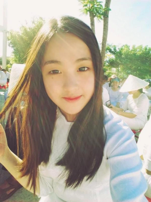 Thầy giáo 'nhảy múa' trên nền nhạc phim Hậu duệ mặt trời ảnh 2