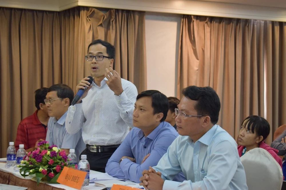 Chẳng lẽ người khuyết tật thì không được đi xe buýt? ảnh 4