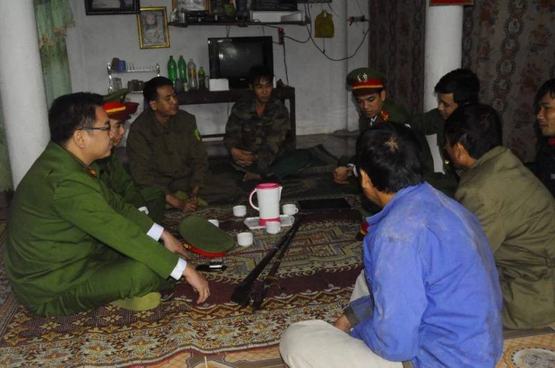 “Dân muốn giấu súng, vào nhà lục tìm chưa chắc đã thấy! ảnh 6