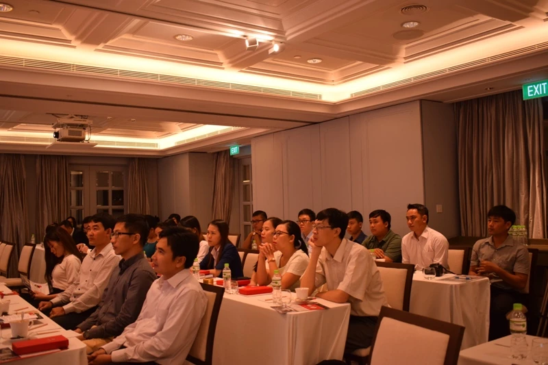 Gặp lại cô gái Việt trở thành đại sứ bang Nam Úc 2016 ảnh 4