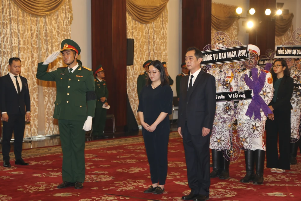 Nhiều đoàn ngoại giao đến viếng Chủ tịch nước tại TP.HCM ảnh 4