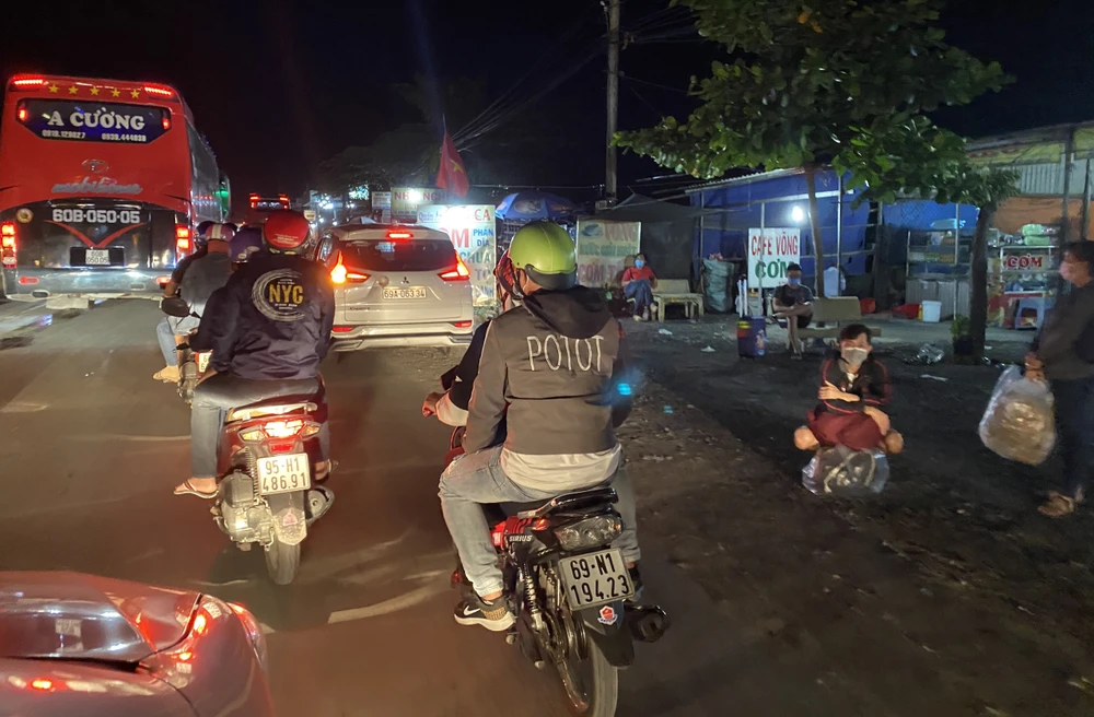 ket-xe-mien-tay-10_mfjn