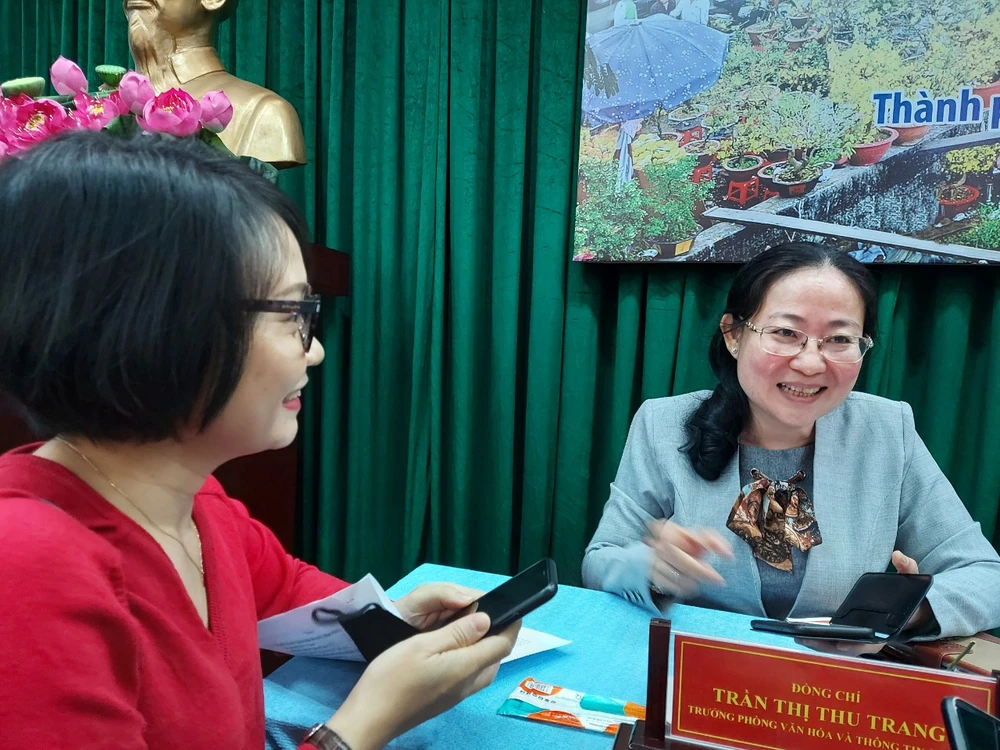 5 điểm đặc sắc của chợ hoa bến Bình Đông trong Tết 2021 ảnh 3