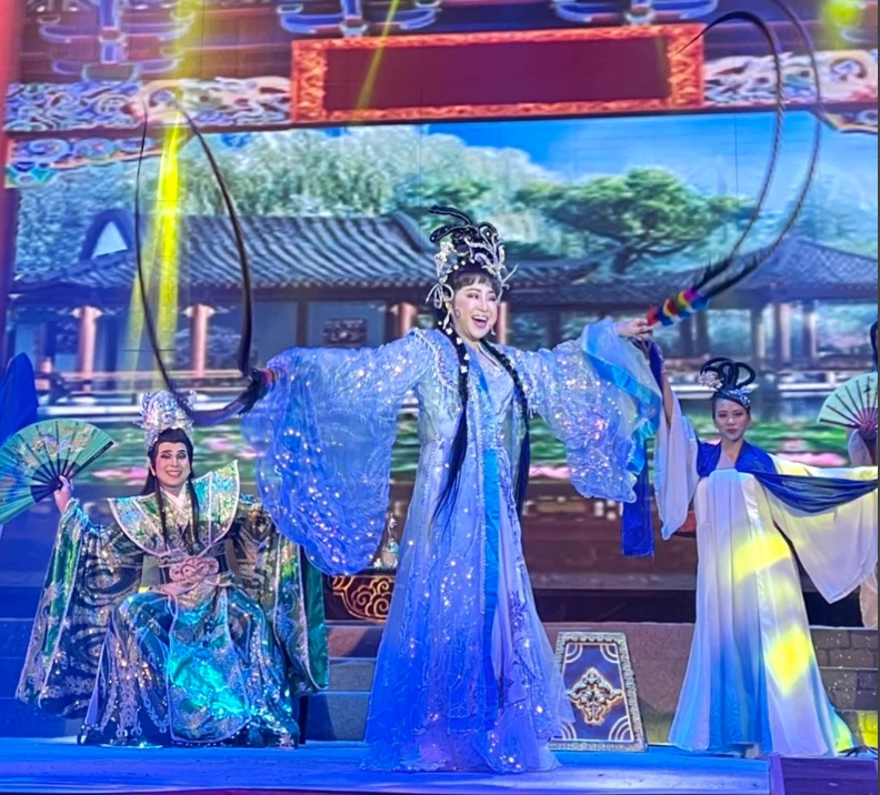 Nghệ sĩ Thoại Mỹ sáng tạo không ngừng trong từng vai diễn.