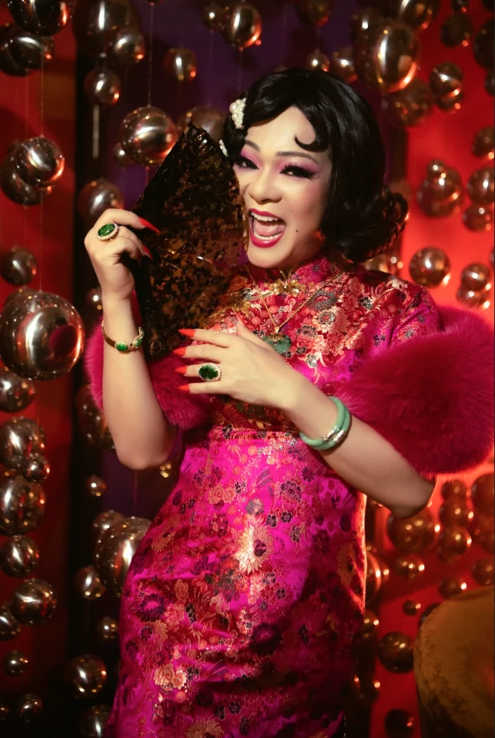 Vũ Hà hoá thân cực độc trong MV mới của ca sĩ Đàm Vĩnh Hưng Vũ Hà hoá thân cực độc trong MV mới của ca sĩ Đàm Vĩnh Hưng