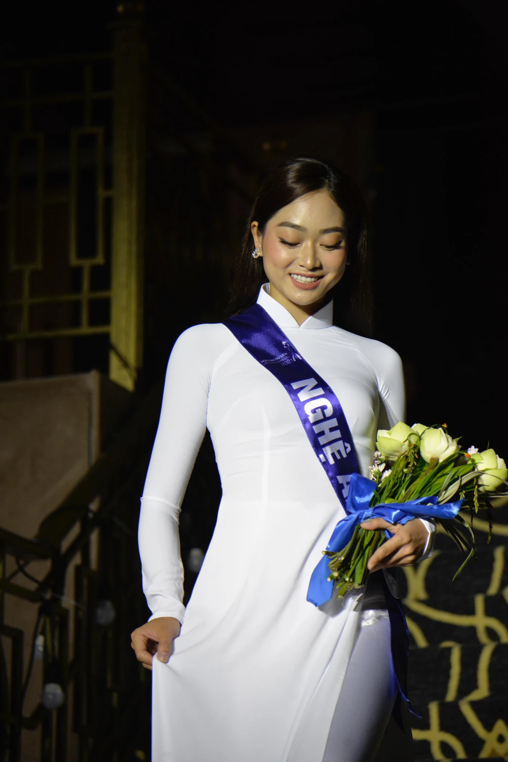 Lan Nhi sở hữu gương mặt phúc hậu và xinh đẹp