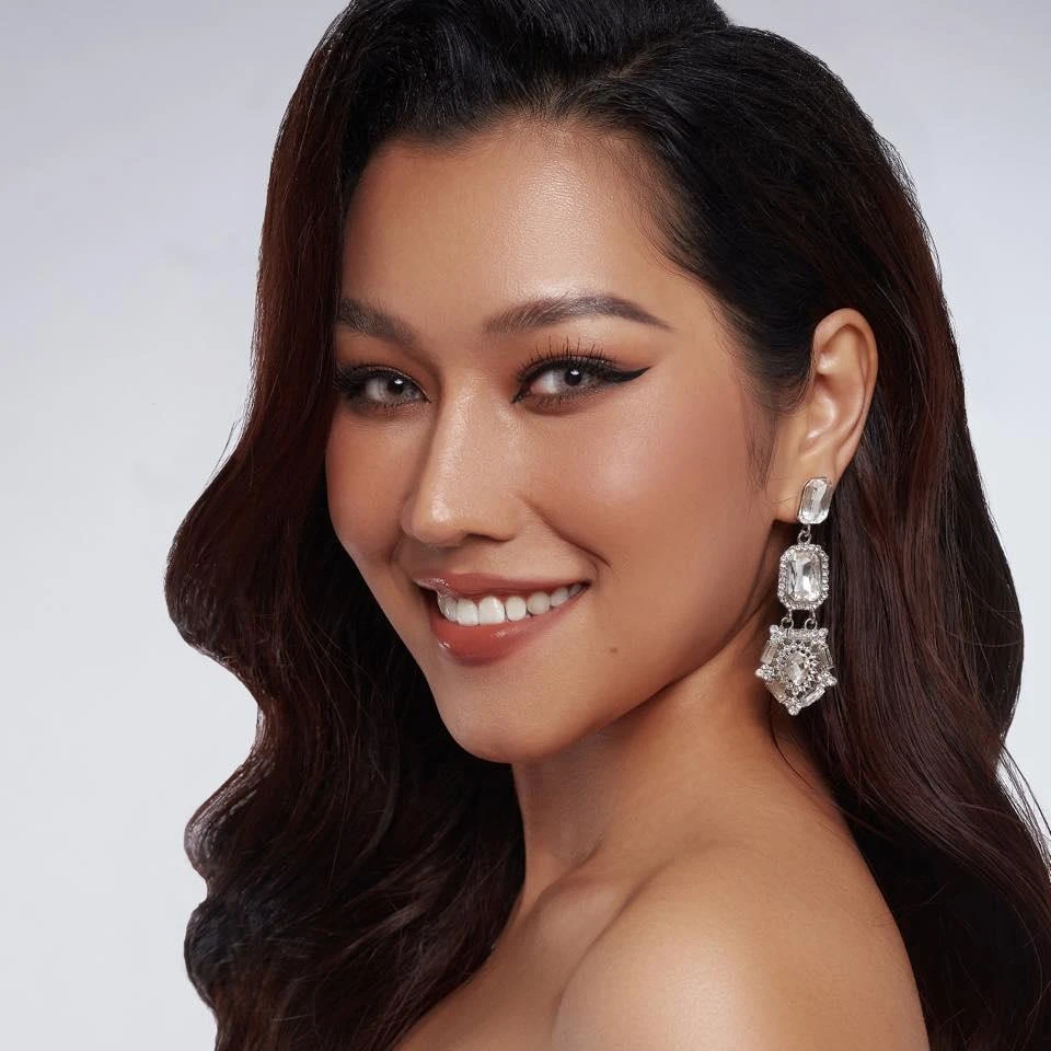 Gương mặt sắc sảo của người đẹp Phú Yên- Thanh Thủy