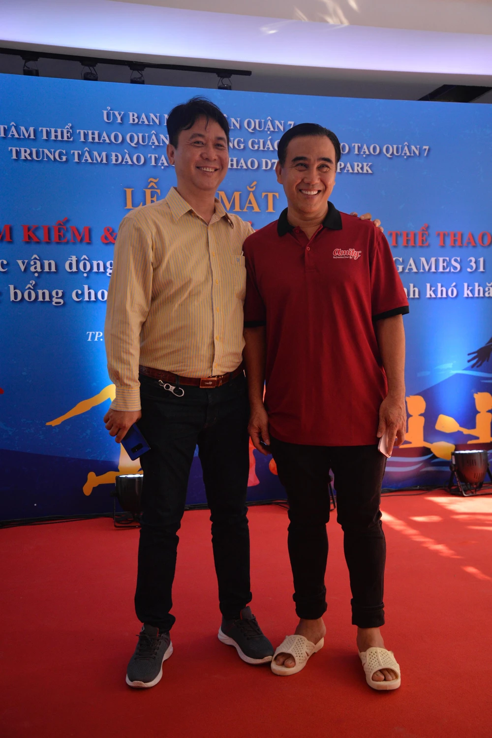 "Tôi chưa thấy nghệ sĩ nào giản dị, chân tình như nghệ sĩ Quyền Linh"- ông Đặng Phạm Tuấn. Ảnh: NGUYỄN TRÀ "Tôi chưa thấy nghệ sĩ nào giản dị, chân tình như nghệ sĩ Quyền Linh"- ông Đặng Phạm Tuấn. Ảnh: NGUYỄN TRÀ