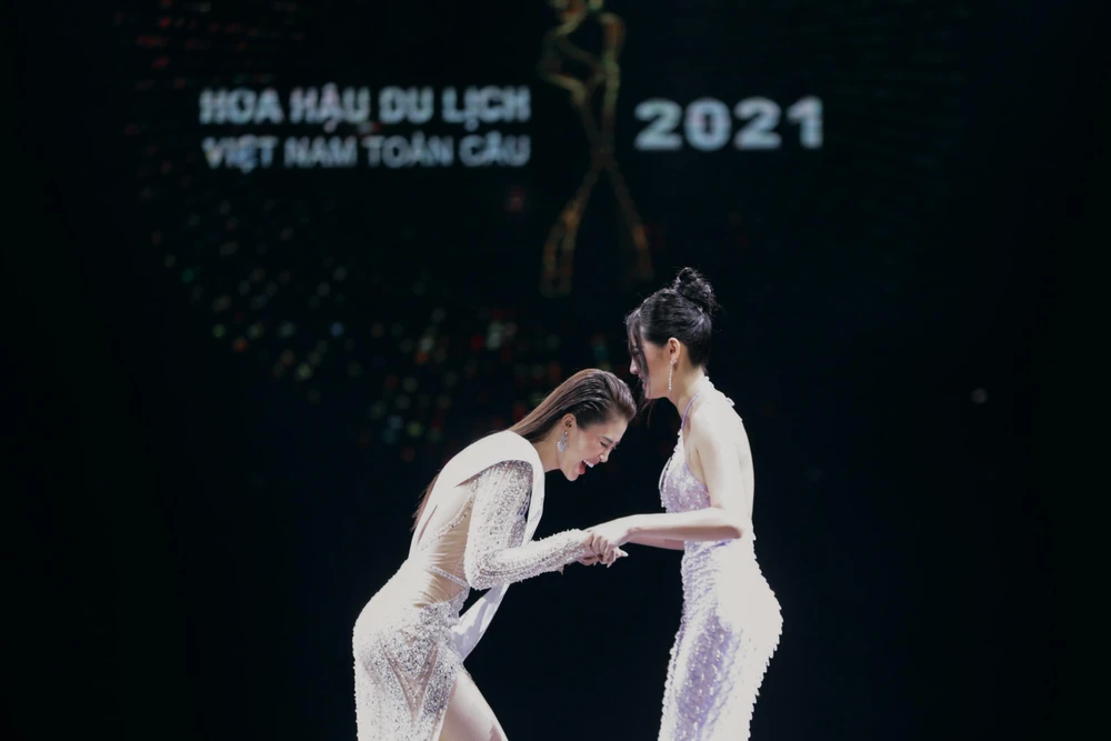 Hoa hậu Du lịch Lý Kim Thảo nói gì về tin đồn mua giải? ảnh 2