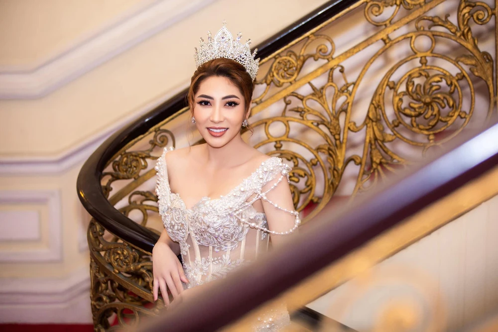 Hoa hậu đại dương Đặng Thu Thảo làm giám khảo Hoa hậu quý bà Việt Nam. Ảnh: FBNV