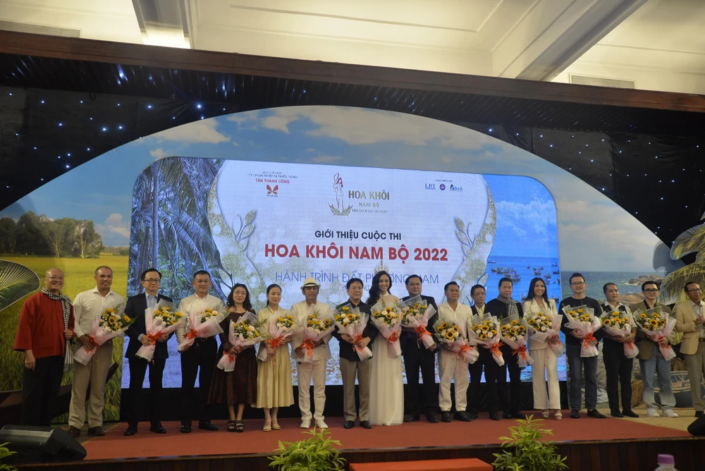 Hoa khôi Nam Bộ nói gì khi bị hỏi đăng quang rồi đi lấy chồng đại gia? ảnh 4