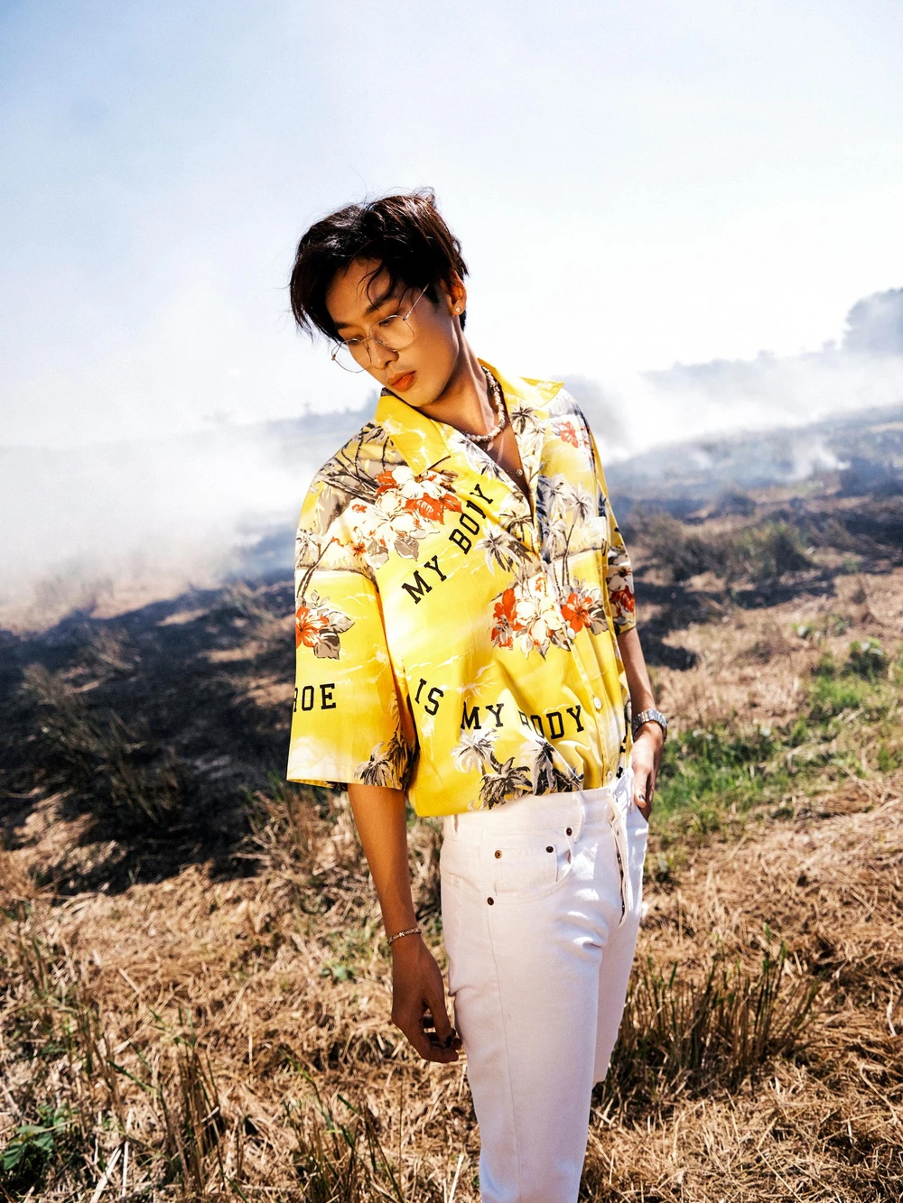 Không chỉ có khả năng liên tục cập nhật xu hướng thời trang để bắt kịp dòng chảy của những ngôi sao giải trí hàng đầu thế giới, Tuấn Trần còn không ngừng hoàn thiện kỹ năng diễn xuất... Không chỉ có khả năng liên tục cập nhật xu hướng thời trang để bắt kịp dòng chảy của những ngôi sao giải trí hàng đầu thế giới, Tuấn Trần còn không ngừng hoàn thiện kỹ năng diễn xuất...