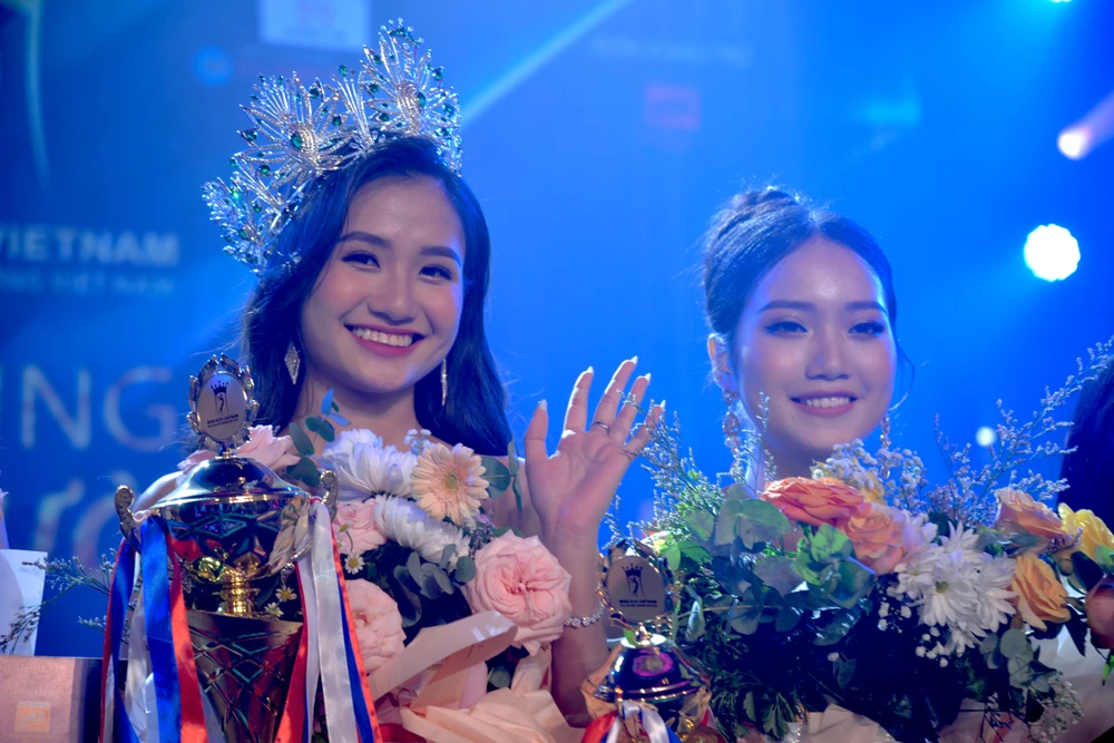 Nguyễn Thanh Hà đăng quang Hoa hậu Môi trường Việt Nam ảnh 1