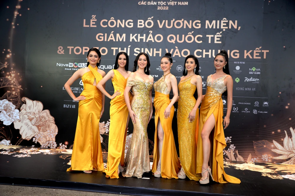 Vương miện Hoa hậu các Dân tộc Việt Nam từ 54 viên ngọc trai rực rỡ ảnh 4