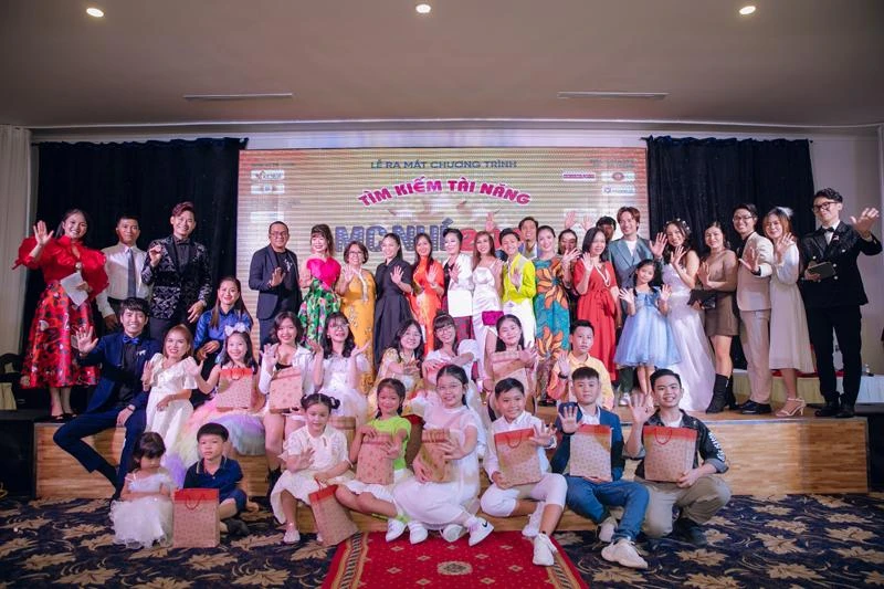 Cuộc thi dành cho tất cả các em học sinh cấp 1 độ tuổi từ 6 – 11 tuổi đang theo học các trường tiểu học trên địa bàn TP.HCM và các tỉnh tham gia.