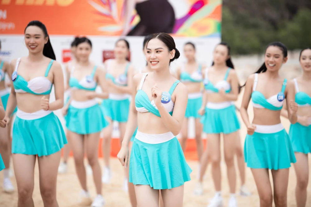 Thí sinh Miss World Vietnam trong phần thi "Người đẹp Thể thao"