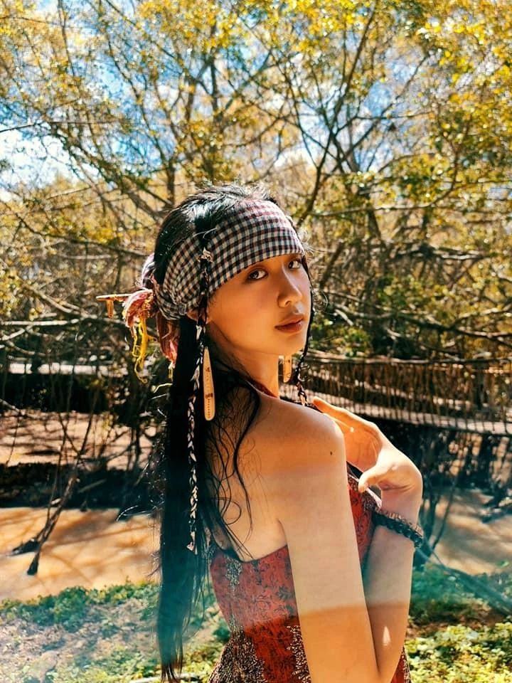 Ảnh đời thường của Lê Nguyễn Bảo Ngọc. Cô là Á hậu sở hữu chiều cao tốt nhất trong lịch sử sắc đẹp Việt Nam trước nay, 1m85 Ảnh đời thường của Lê Nguyễn Bảo Ngọc. Cô là Á hậu sở hữu chiều cao tốt nhất trong lịch sử sắc đẹp Việt Nam trước nay, 1m85