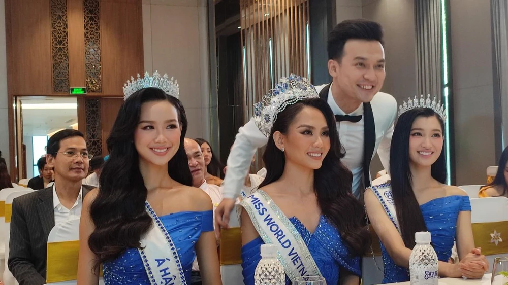 Họp báo đăng quang Hoa hậu Miss World Vietnam sáng 13-8. Ảnh: NGUYỄN TRÀ Họp báo đăng quang Hoa hậu Miss World Vietnam sáng 13-8. Ảnh: NGUYỄN TRÀ