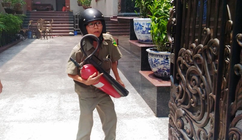 Biệt thự 4 tầng phát hỏa trong hẻm nhỏ ảnh 2