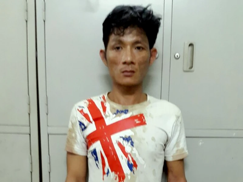 Trung đang bị công an truy nã vì đốt cha mẹ vợ