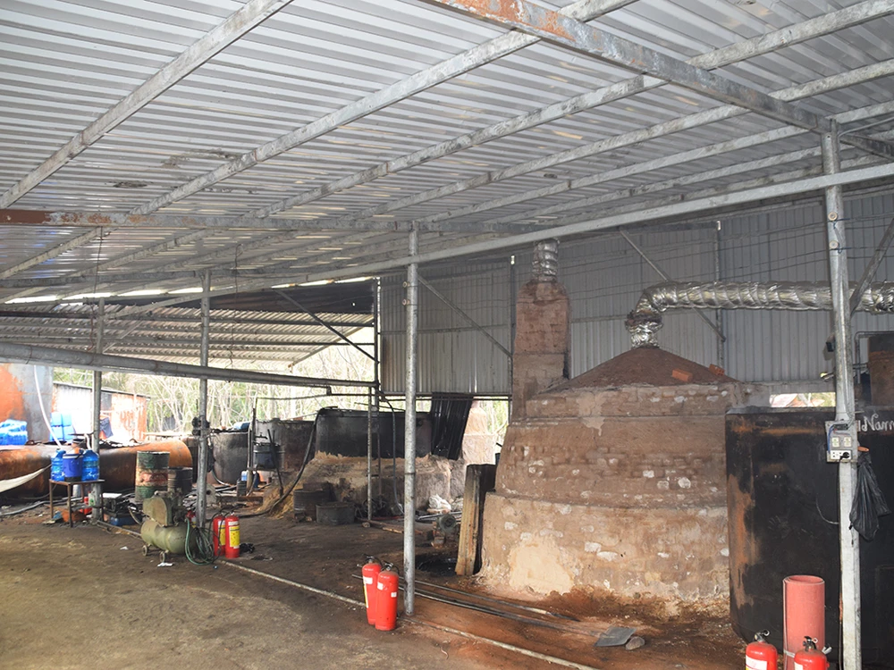 Nấu hàng trăm ngàn lít nhớt lậu, xả thải ra môi trường ảnh 1