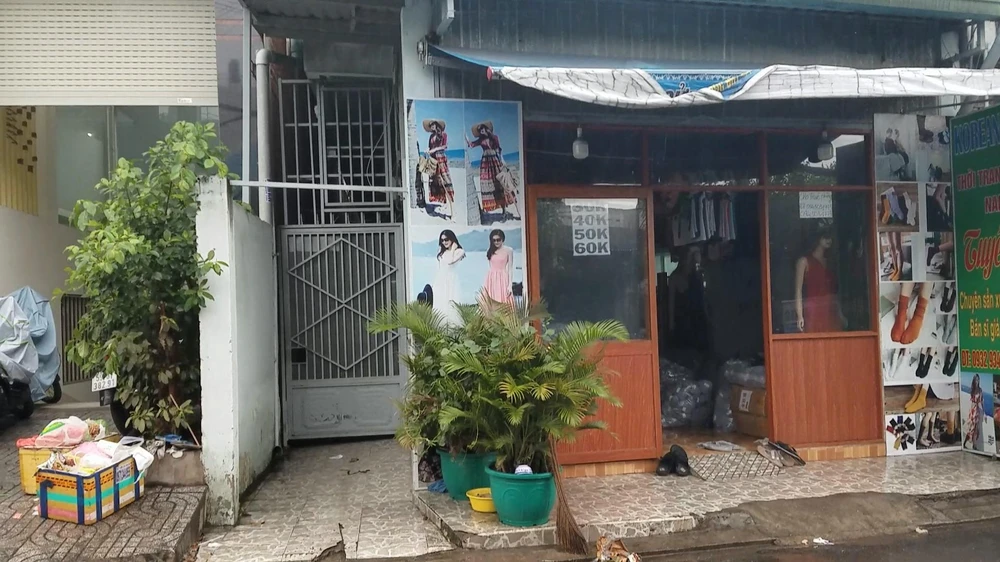 Khu nhà trọ nơi xảy ra vụ trộm xe máy. Ảnh: HT