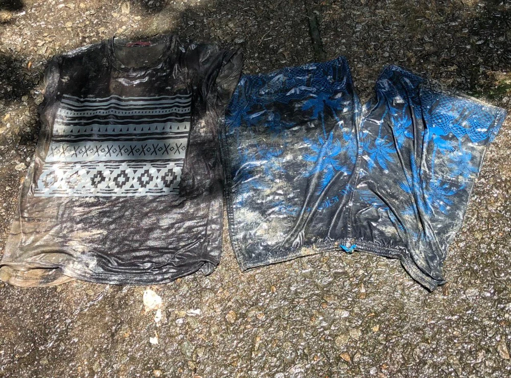 Trang phục mà nạn nhân mặc được phát hiện. Ảnh: CA