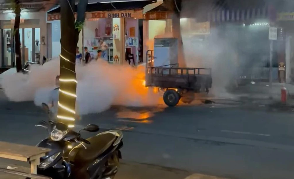 chay-xe-ba-gac-may-quan-11-to-lien-gia-nhanh-chong-dap-tat