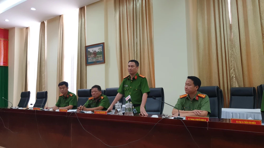 Công an TP.HCM và quận 12 cung cấp thông tin báo chí về vụ việc. Ảnh: CA