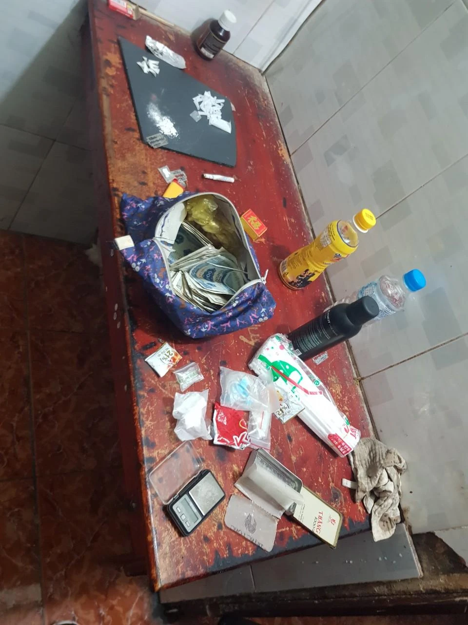 chuyen-hoa-dia-ban-phuc-tap-ma-tuy-nha-nghi