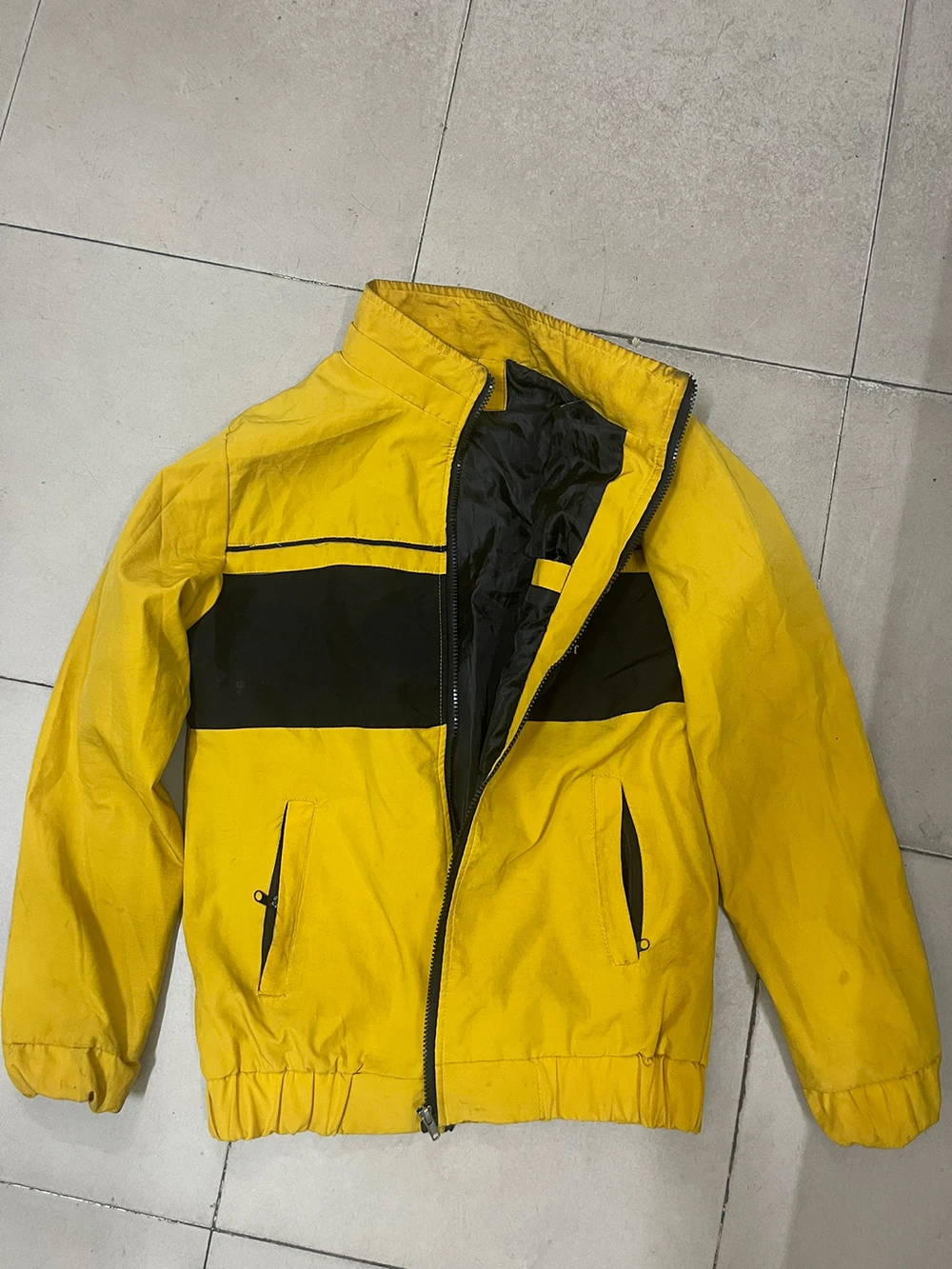 Nhiều thanh niên ‘nhẹ dạ’ bị 2 bạn gái quen qua mạng dàn cảnh cướp dan-canh-cuop-tai-san-tren-mang