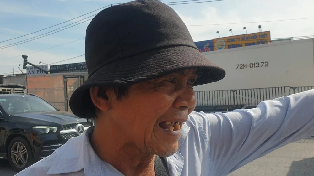 Bị lừa đổi vé số trúng giải, nạn nhân bí mật bám theo thủ phạm, báo công an lua-doi-ve-so-trung-thuong-tt-tan-tuc-binh-chanh