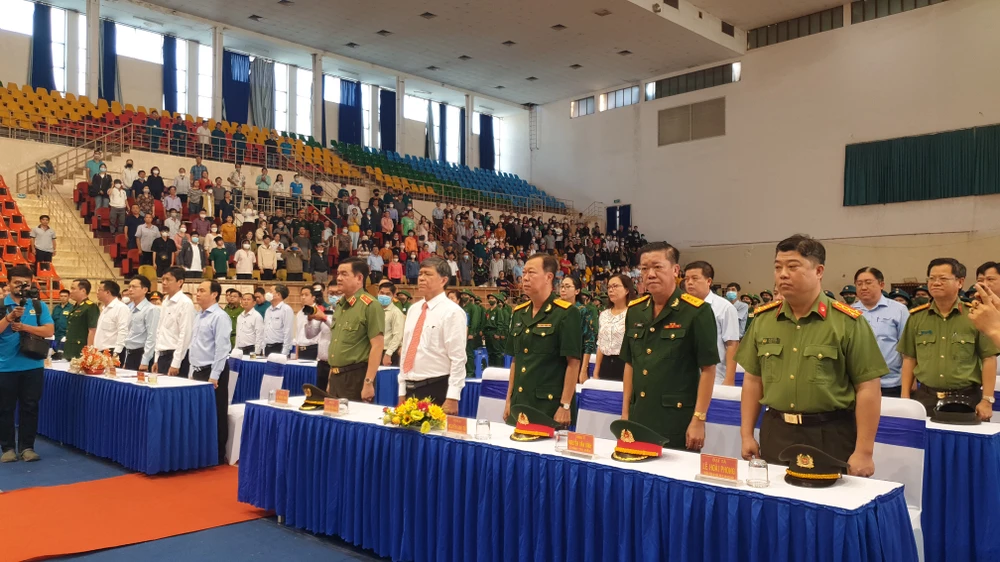 Ngày 8-2, Quận ủy - UBND – UB.MTTQ Việt Nam quận Tân Bình, TP.HCM tổ chức Lễ giao, nhận quân năm 2023, tiễn 240 thanh niên lên đường nhập ngũ, thực hiện nghĩa vụ quân sự.