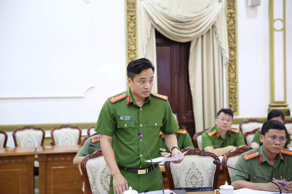 Đại tá Mai Hoàng, Phó Giám đốc Công an TP.HCM nói về tình hình tội phạm đường phố trên địa bàn TP.HCM. Ảnh: NT