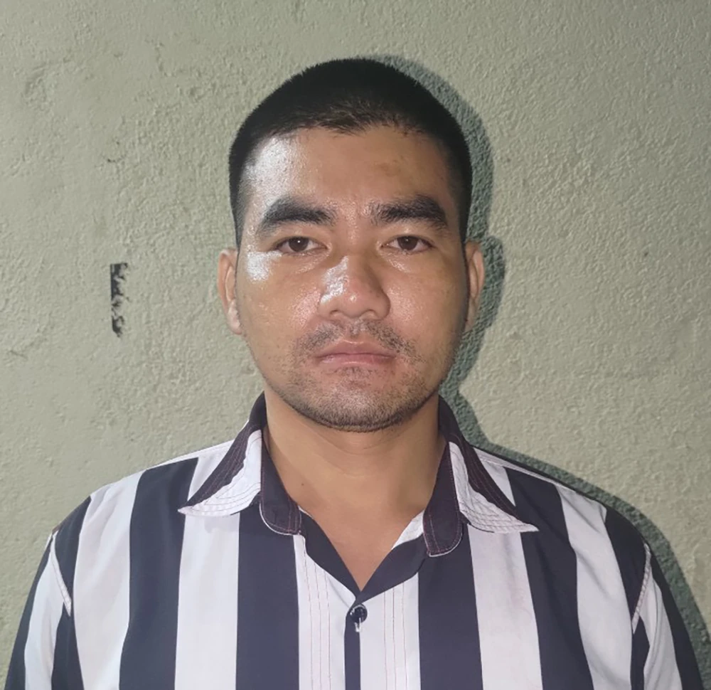 Tình "Râu" được xác định cầm đầu nhóm bảo kê, đánh người. Ảnh: CA Tình "Râu" được xác định cầm đầu nhóm bảo kê, đánh người. Ảnh: CA