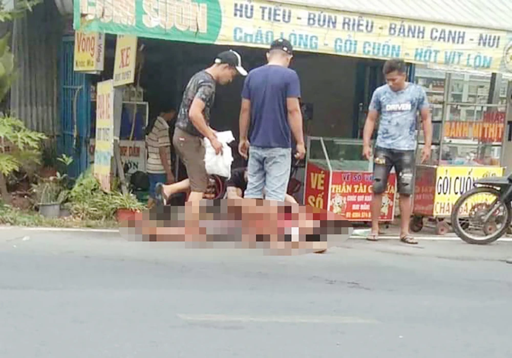 Hiện trường vụ án mạng trên đường Nguyễn Kim Cương, huyện Củ Chi, TP.HCM hôm 9-4