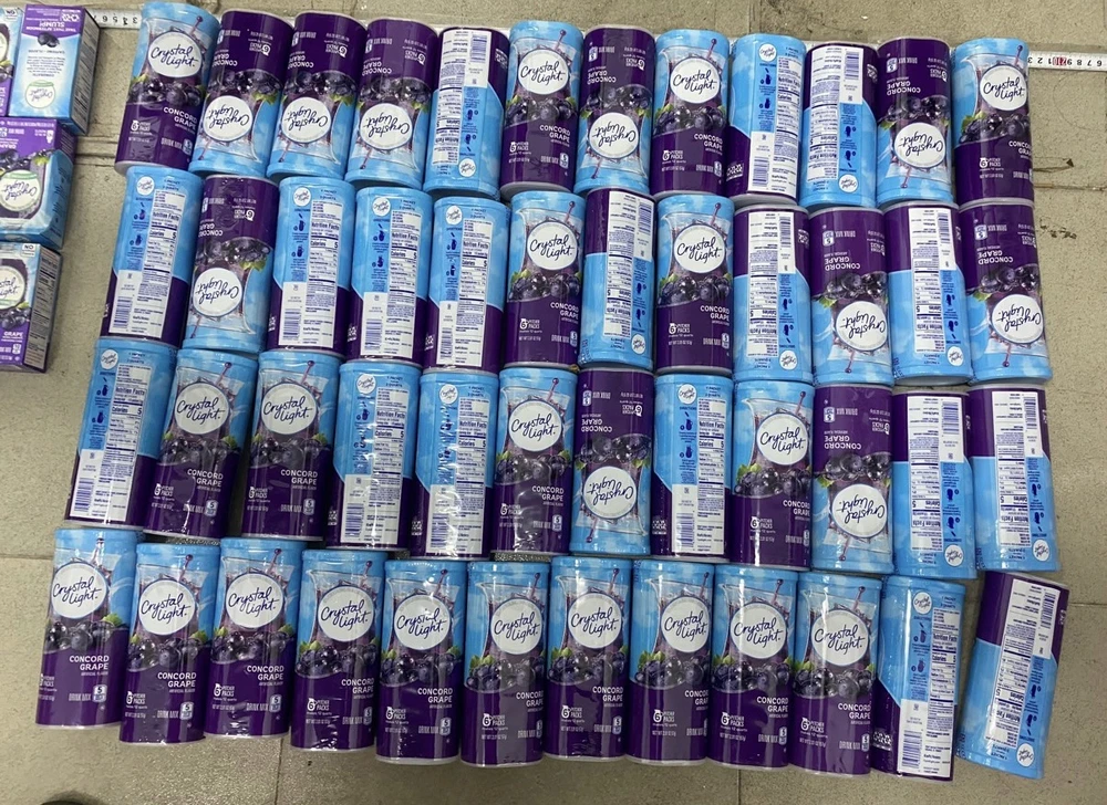 Công an thu giữ nhiều loại ma túy khác nhau. Ảnh: CA