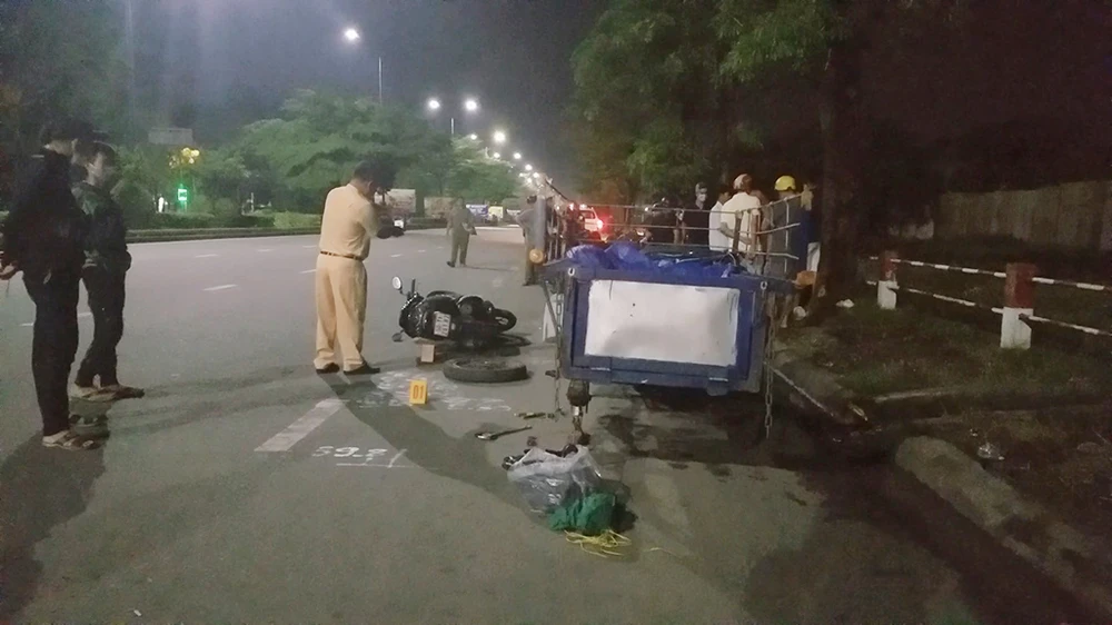 Đến rạng sáng ngày 21-5, hiện trường đã được cơ quan chức năng xử lý xong. Ảnh: HT