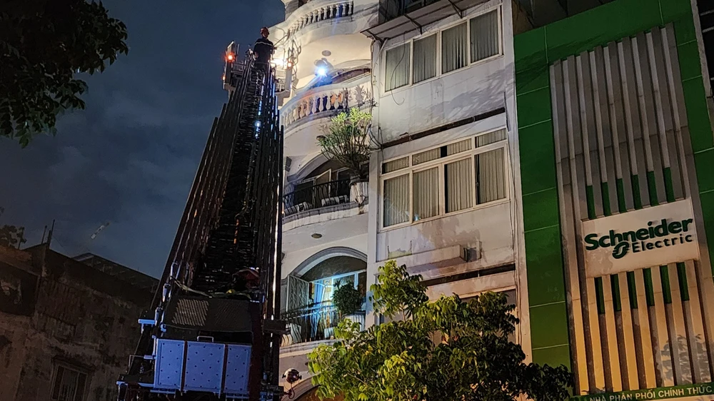 Hiện nguyên nhân vụ cháy đang được điều tra. Ảnh: HT