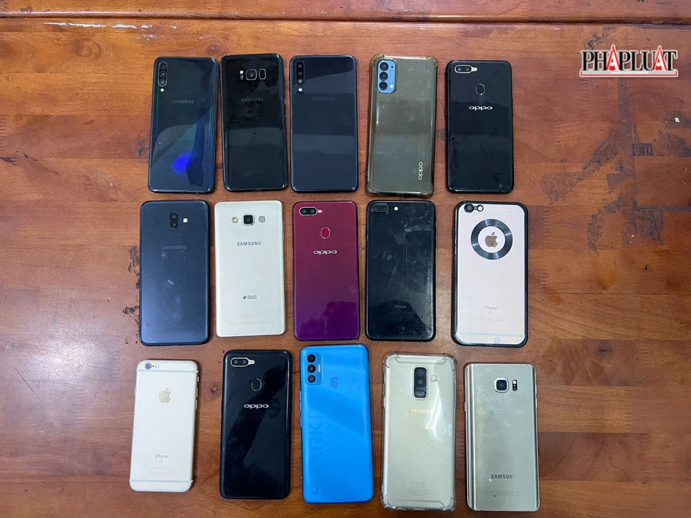 Công an thu hồi nhiều tang vật liên quan. Ảnh: CA