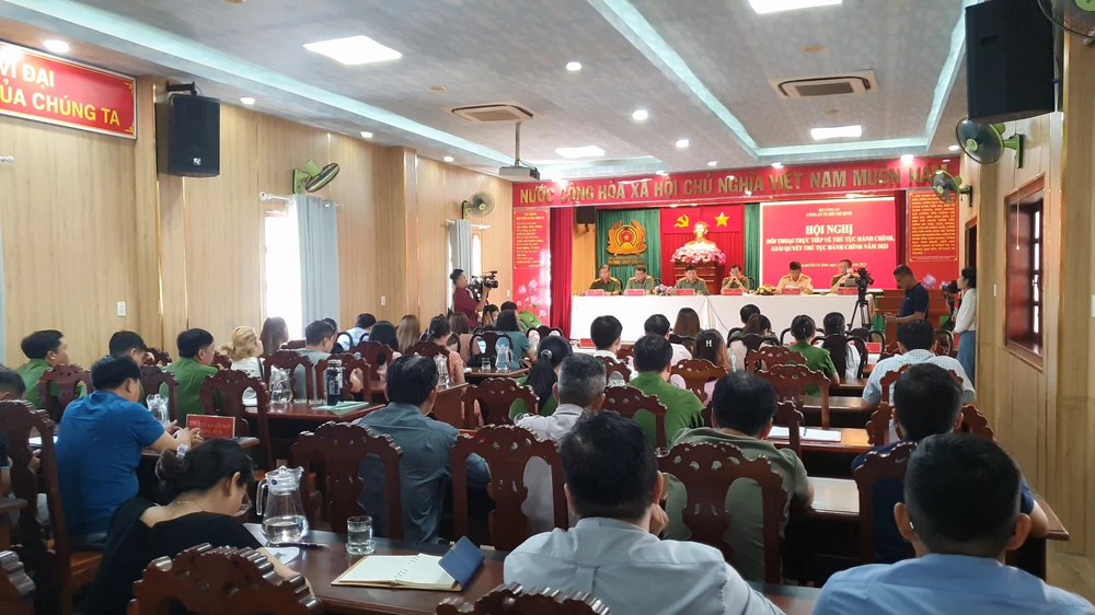 Hội nghị có sự tham gia của nhiều người dân, đại diện doanh nghiệp trên địa bàn TP. Ảnh: NT