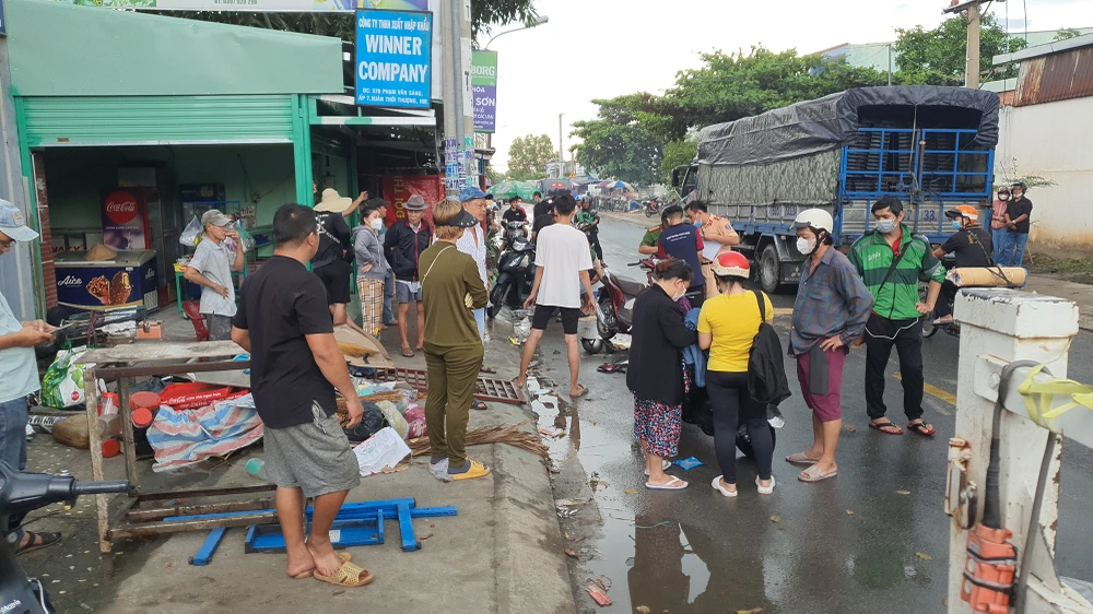 Xe container cán chết nam sinh lớp 10 rồi chạy khỏi hiện trường