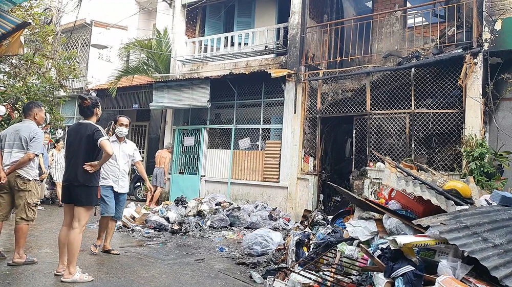 Lời kể nhân chứng vụ cháy nhà chết 2 người ở đường Lê Văn Sỹ