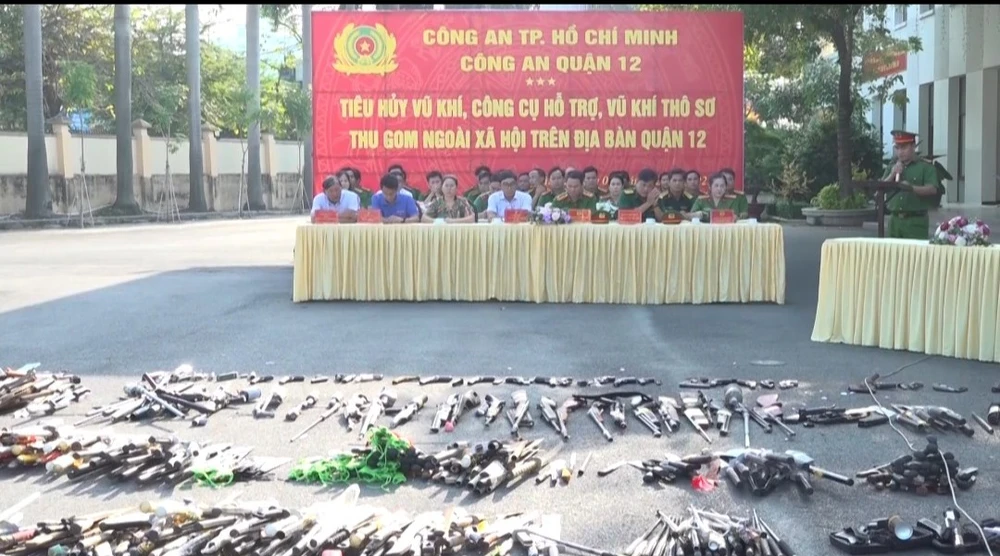 Công an TP.HCM thu gom 103 khẩu súng, hàng ngàn viên đạn trong năm 2023