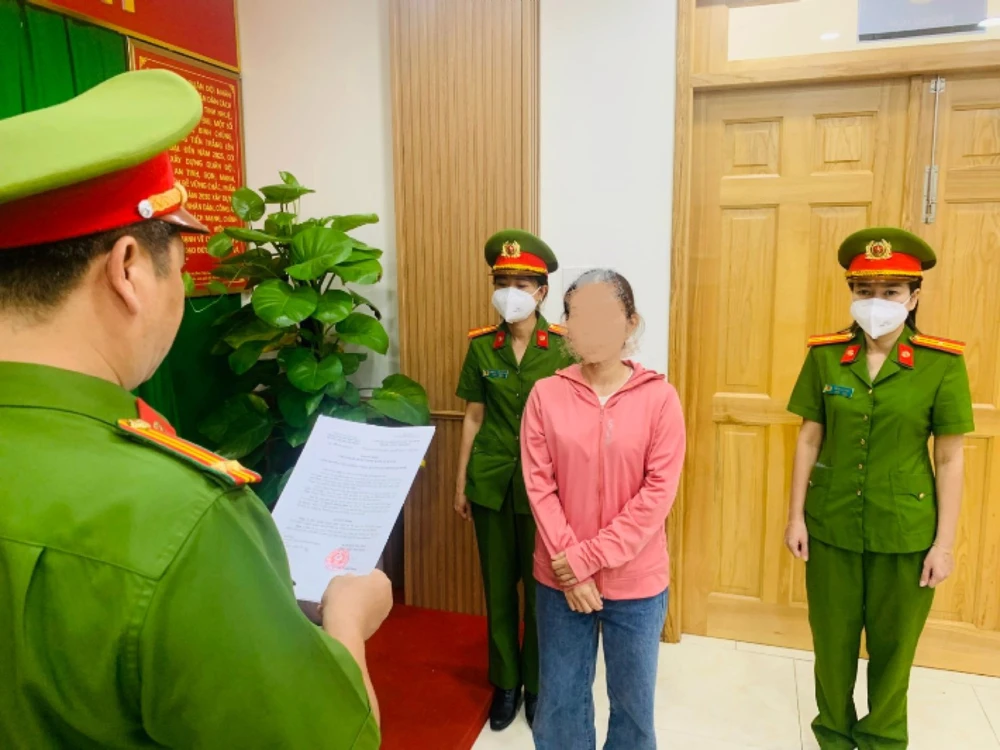 Khởi tố nguyên Giám đốc Vietbank Phòng Giao dịch Trần Não và 2 thuộc cấp